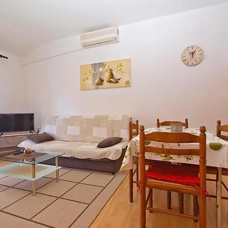 Apartments Marija 1407 شقة